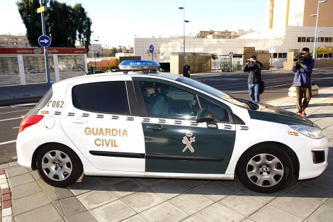 La Guardia Civil detiene a cuatro personas por un supuesto delito de tráfico de drogas