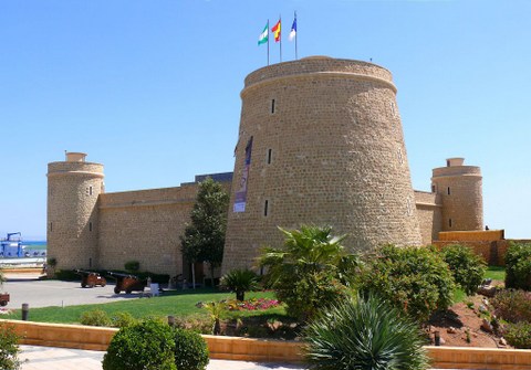 Castillos y Torres llenan de historia y belleza el litoral de la 'Costa de Almería'