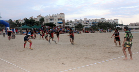 Noticia de Almera 24h: xito de pblico y participacin en el XII Torneo Internacional de Rugby Playa