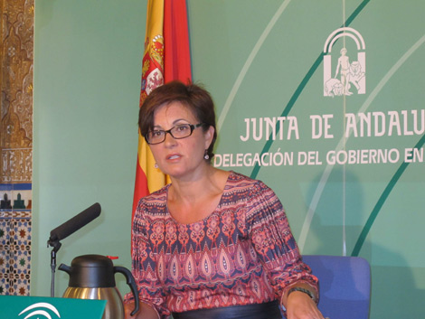 Noticia de Almera 24h: La delegada de Economa destaca la agilidad en la tramitacin de las ayudas a ayuntamientos del Programa Emple@Joven