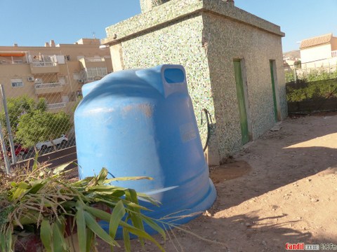 Noticia de Almera 24h: El ayuntamiento dota a los Huertos Urbanos con una compostera para reciclar in situ los restos vegetales y reutilizarlos como abono