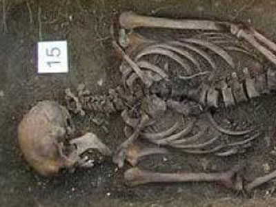 Buscan a dos familias almerienses para identificar los restos exhumados de dos represaliados en Valdenoceda (Burgos)
