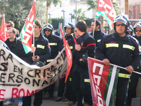 Falta de compromiso del ayuntamiento de Almería con el Cuerpo de Bomberos