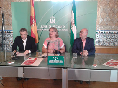La Junta y el sector hostelero de Almería, juntos contra la violencia de género
