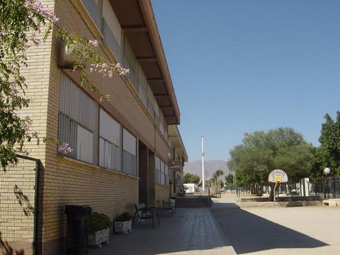 El Ampa del colegio Andalucía y el alcalde de Níjar solicitan a la Junta una reforma integral del centro