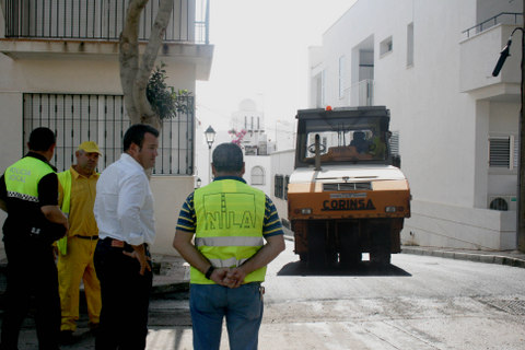El Ayuntamiento acomete obras de mejora en varias calles de la Localidad