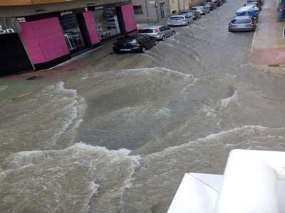 UPyD pide una solución definitiva a los problemas que se causan en las calles céntricas del municipio cada vez que llueve