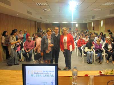 La localidad de Purchena acoge la I Feria de la Mujer, Artesana y Emprendimiento