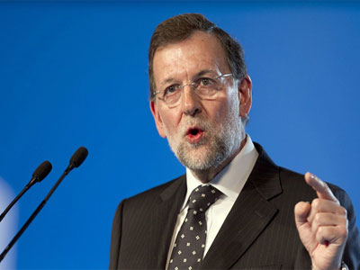 Rajoy defiende su gestin en la crisis del bola en Almera