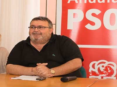 Noticia de Almería 24h: El PSOE de Roquetas de Mar asegura que Gabriel Amat se encuentra en una situación “insostenible” tras su imputación