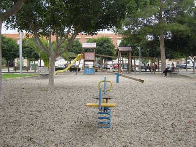 Noticia de Almera 24h: El Ayuntamiento renovar todos los parques infantiles del municipio