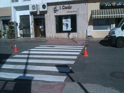 Huércal de Almería intensifica las tareas de mejora de la señalización vial