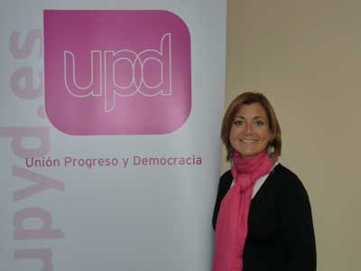 UPyD tilda de rcano e inmoral que el alcalde de Almera y el resto de senadores almerienses puedan viajar gratis por tierra, mar y aire