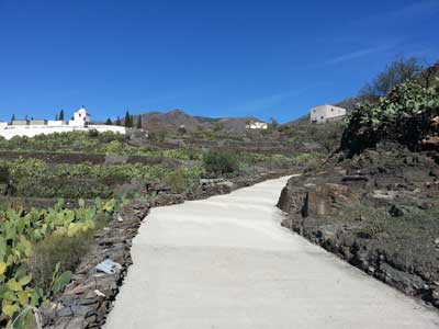 La Junta de Andaluca finaliza las obras de mejora del camino rural de El Saltador, en Velefique