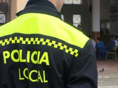 Noticia de Almera 24h: La Polica Local de El Ejido asegura en un comunicado que IU miente al denunciar casos de envenenamiento a animales domsticos en el municipio