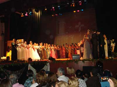 Noticia de Almera 24h: Gran desfile de vestidos de las reinas y damas de las fiestas de Gdor 1974-2014