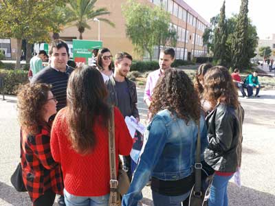 Noticia de Almería 24h: Juventudes Socialistas de la capital anima a los universitarios a luchar contra la violencia de género