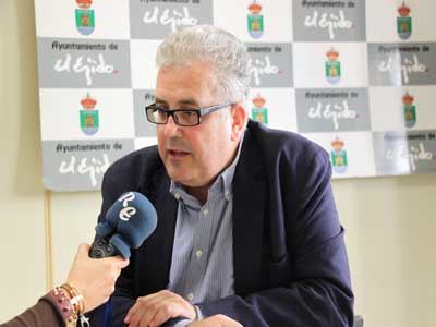 Noticia de Almería 24h: El Grupo Socialista de El Ejido reprocha al alcalde su escaso talante democrático por convocar dos plenos el mismo día para intentar ocultar información a los ciudadanos