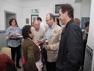 El alcalde participa en la XI Semana Cultural del barrio de Torrecrdenas