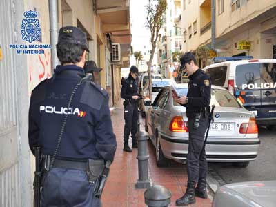 Detenido cuando intentaba huir de su ltimo robo el autor de tres robos con fuerza en domicilios y un robo con violencia