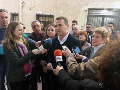 Prez Navas: Exigimos a Rajoy que convoque a las comunidades para abordar el drama de los desahucios