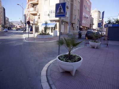El Ayuntamiento invierte 15.000 euros en la mejora de espacios urbanos desordenados