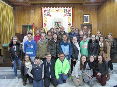 Alumnos de intercambio visitaron el Ayuntamiento de Hurcal-Overa