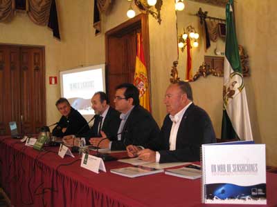 El Grupo de Desarrollo Pesquero Levante Almeriense presenta la gua de itinerarios submarinos, Un mar de sensaciones 