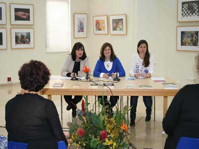 La Junta inicia la programacin de marzo en la biblioteca Villaespesa con la exposicin 'La mujer en la escena andaluza'