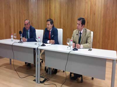 Un no hay billetes durante la charla de Eduardo Miura y Luis Miguel Parrado