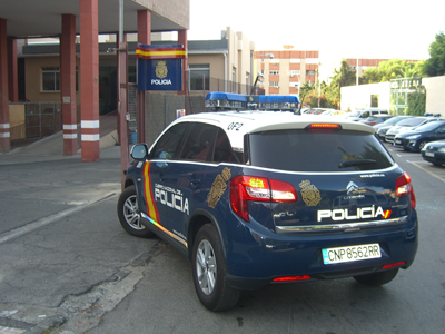 La Polica Nacional detiene en Almera a dos cogoteras responsables del atraco a una mujer de avanzada edad 