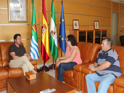 El alcalde de El Ejido recibe a la nueva alcaldesa de Balanegra para estrechar relaciones entre ambos municipios