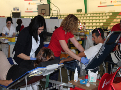El Centro de Transfusiones programa 24 colectas de sangre y plasma durante el mes de septiembre