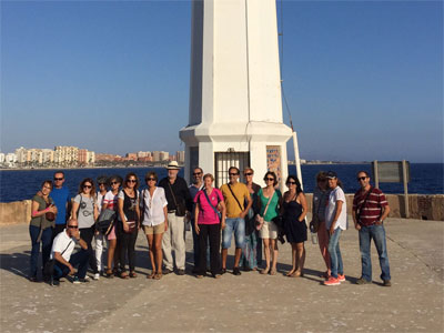 Aficionados a la fotografa visitan el Puerto de Almera para realizar un reportaje fotogrfico