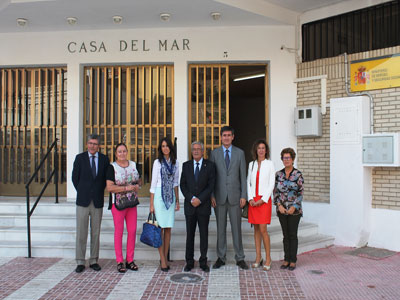 El alcalde y el subdelegado visitan las obras de mejora del Instituto Social de la Marina de Adra
