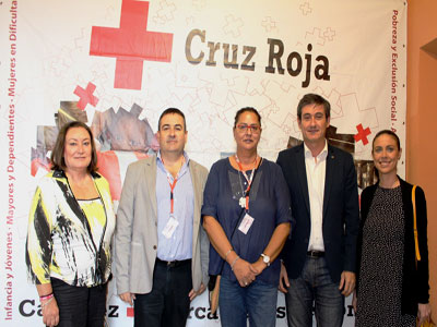 El alcalde destaca el papel del voluntariado de Cruz Roja para avanzar en materia de cohesin social