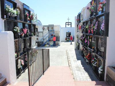 El Ayuntamiento pone a punto los tres cementerios roqueteros de cara al puente de Todos los Santos