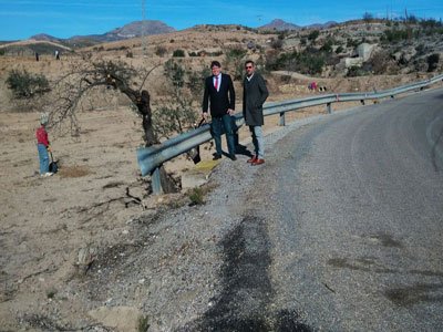 El PSOE denuncia el abandono de las carreteras provinciales y pide a Amat el arreglo urgente de la va entre Albox y Oria