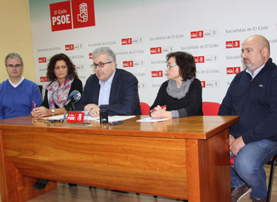 El PSOE de El Ejido presenta cuarenta y cinco enmiendas a los presupuestos del PP