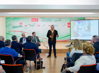 El PSOE anima a aprovechar el nuevo marco de desarrollo rural 2014-2020, que dejar en Almera en torno a 30 millones