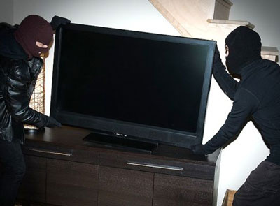 La Guardia Civil detiene a 2 personas por el robo en una vivienda de su familiar en Adra  
