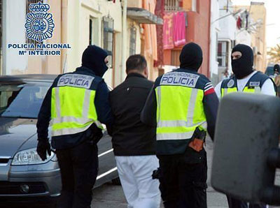 Dos fugitivos reclamados por varios pases europeos son apresados en Almera