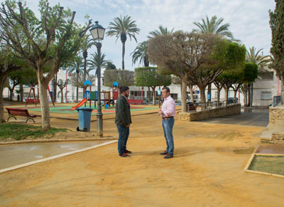 El Ayuntamiento mejorar la imagen del Parque Andaluz