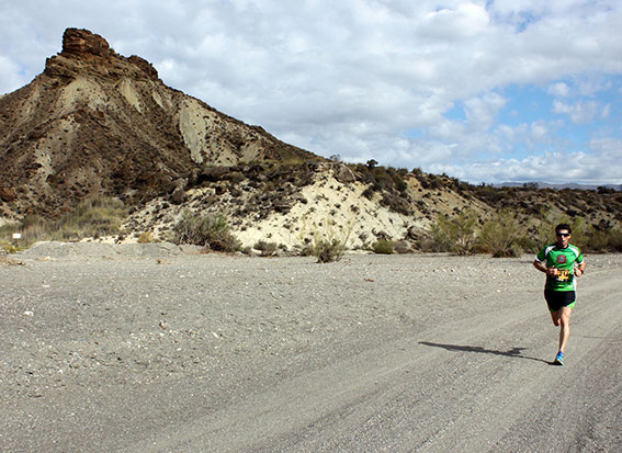 La X Carrera del Desierto es disputada por ms de trescientos corredores