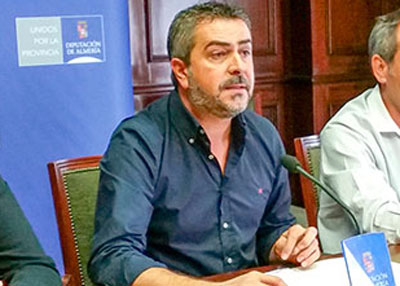 El PSOE reprocha al presidente de la Diputacin su desinters por las psimas comunicaciones ferroviarias de Almera 
