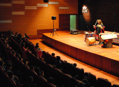 Llega a Berja el concierto didctico de Pablo Nahual, una propuesta musical para escolares basada en la educacin emocional