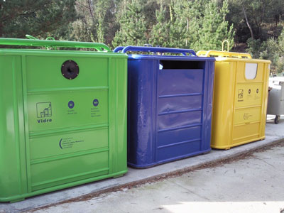 Garrucha renueva los contenedores de reciclaje en todo el municipio
