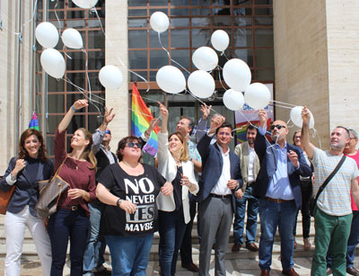 El Ejido conmemora el Da Internacional contra la LGBTFOBIA con un acto en la Plaza Mayor 