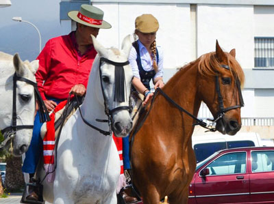 Alrededor de 60 caballos y tres carros participan en la Romera de San Marcos