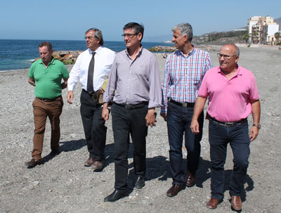 Manuel Corts anuncia nuevas actuaciones en las playas abderitanas previas al verano